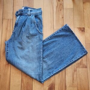 Nili Lotan Flora Pleated Front Wide Leg Jeans in Faded Wash - 25